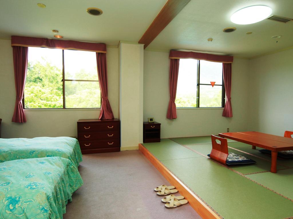 You Resort Hotel Yamanouchi  Buitenkant foto
