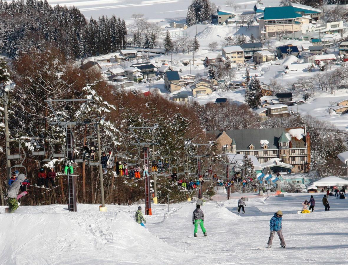You Resort Hotel Yamanouchi  Buitenkant foto