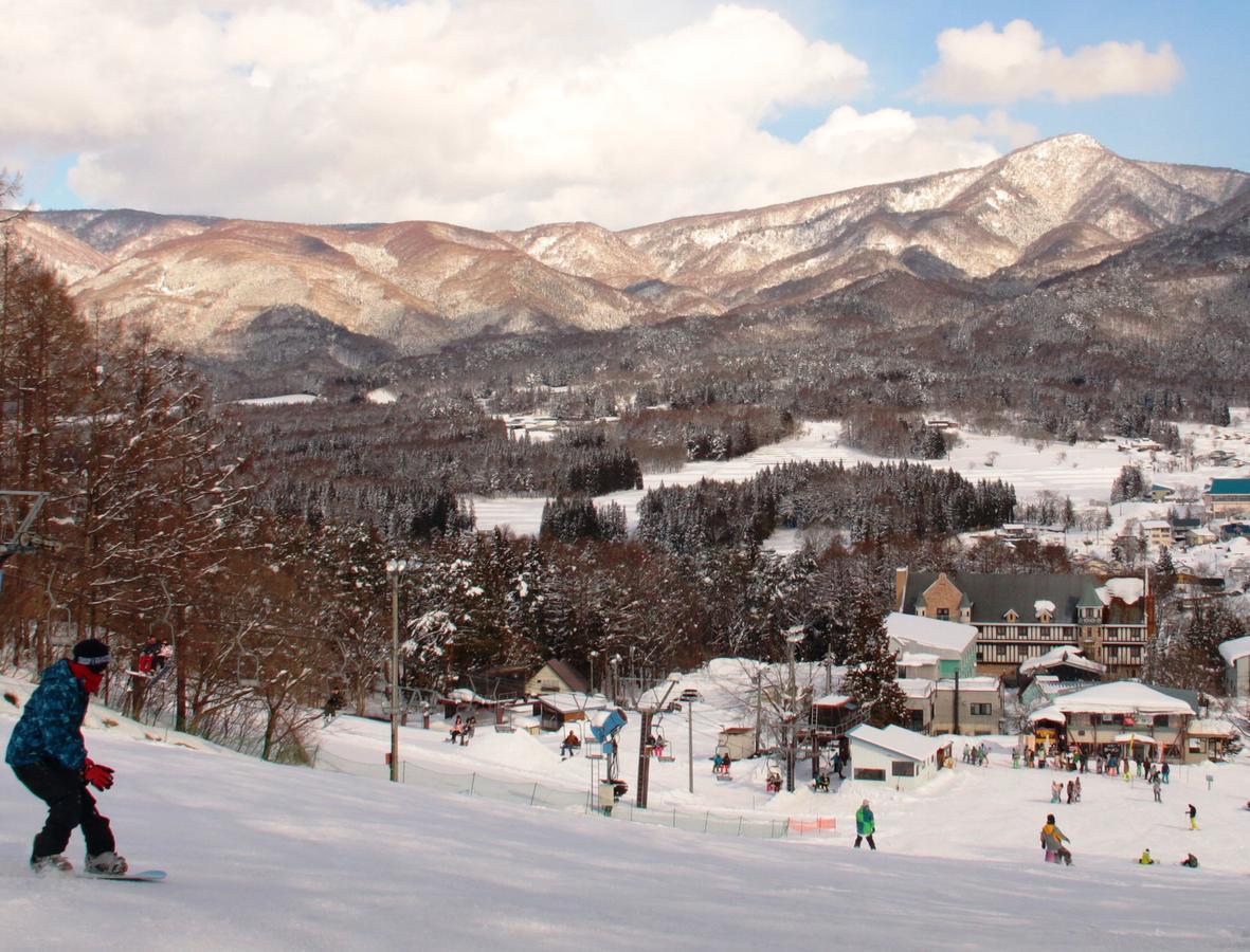 You Resort Hotel Yamanouchi  Buitenkant foto